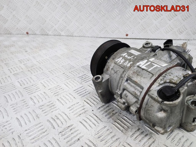 Компрессор кондиционера Audi A4 B6 8E0260805C