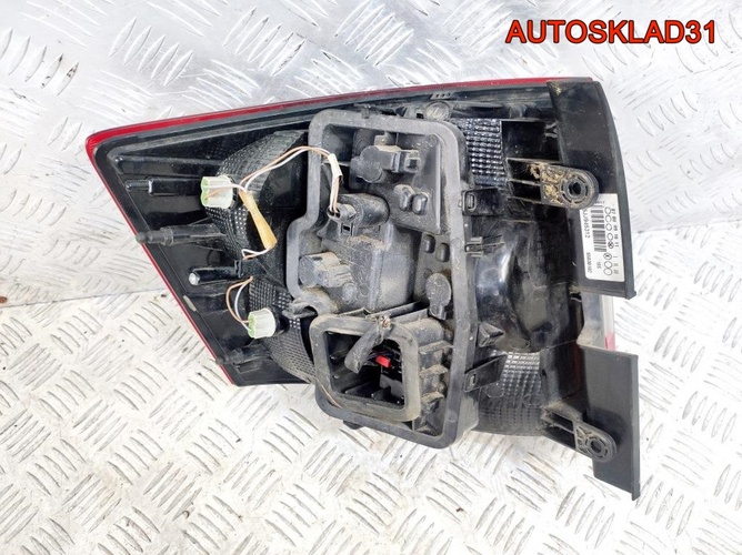 Фонарь задний правый Skoda Rapid 5JJ945096A