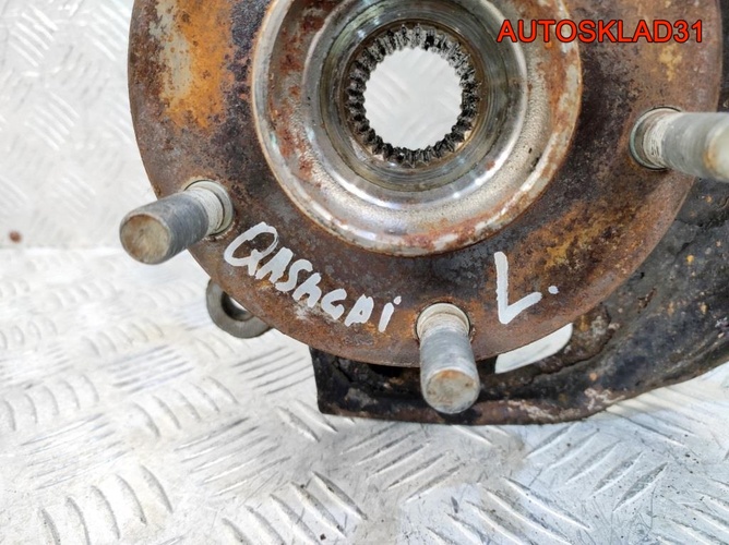 Кулак поворотный передний левый Nissan Qashqai J10