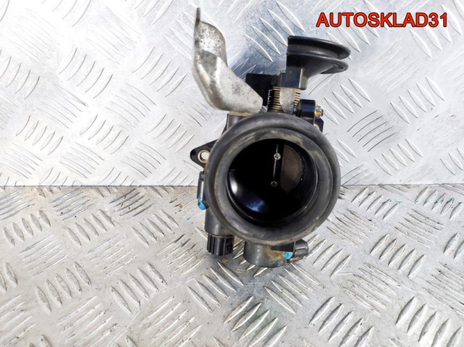 Заслонка дроссельная Peugeot 107 1KRFE 8945252011