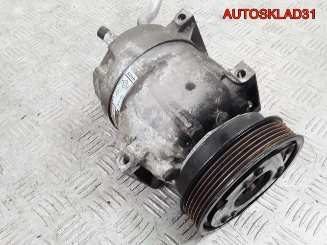 Компрессор кондиционера Renault Megane 7700103536