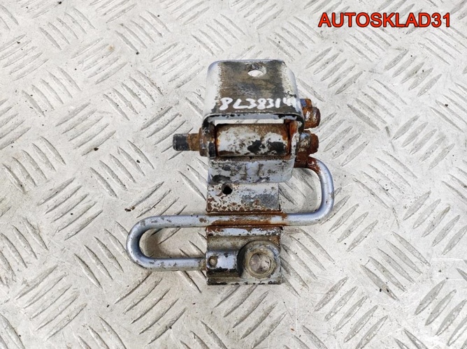 Петля двери передняя левая нижняя Audi A3 8L1