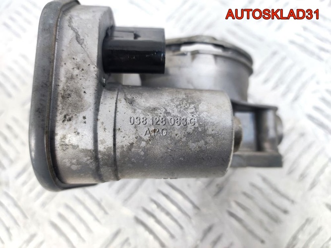 Заслонка дроссельная VW Touran 1.9 AVQ 038128063G