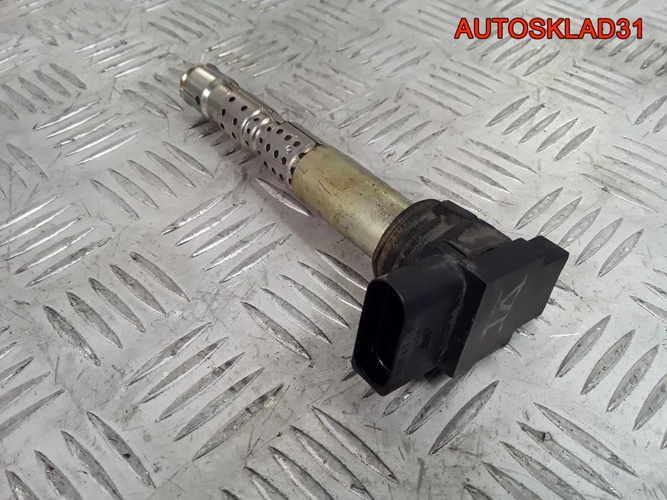 Катушка зажигания VW Passat B5+ 4,0 BDN 07C905115C