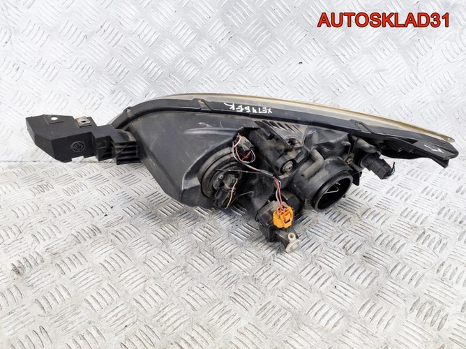 Фара правая галоген Mazda 3 BK BP4K510K0E Хетчбэк