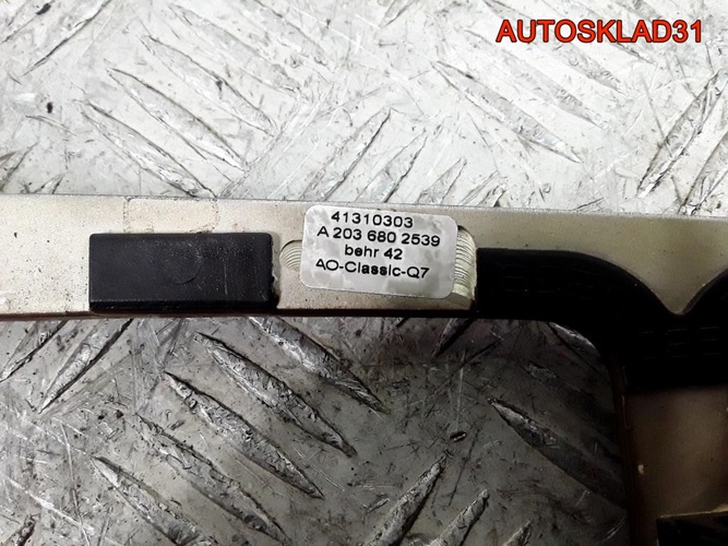 Накладка декоративная Mercedes W203 A2036802539