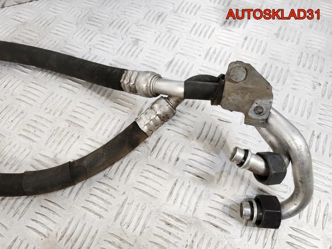 Трубка кондиционера Audi 100 C4 4A0260701D
