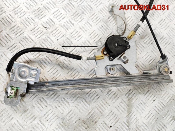 Стеклоподъемник передний правый Skoda Octavia A4 1U0837462B