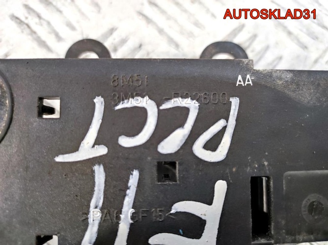 Ручка двери внутренняя правая Ford Focus 2