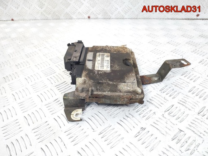 Блок ЭБУ VW Polo Classic 1,9 TDI 038906018FB