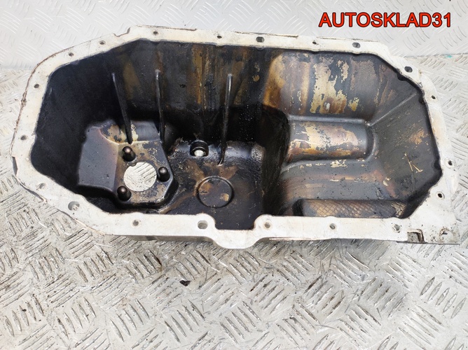 Поддон двигателя VW Polo 1,4 BKY 032103603N Бензин