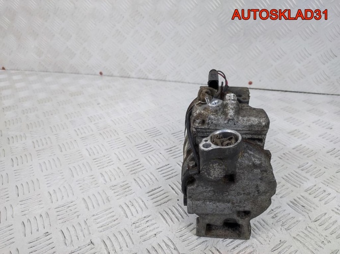 Компрессор кондиционера Audi A4 B6 4B0260805J