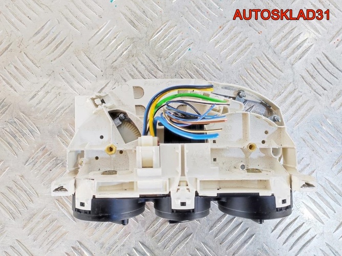 Блок управления отопителем Seat Leon 1M0820045C