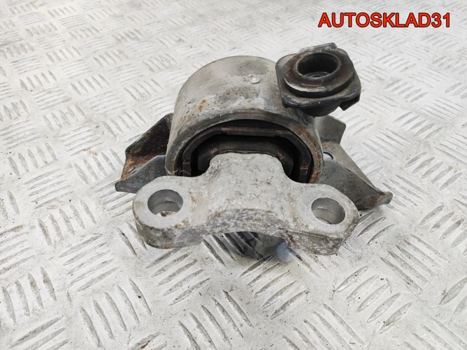 Опора двигателя правая Opel Corsa D 13130739