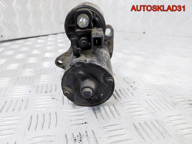 Стартер Volkswagen Golf 4 AKL 020911023N Бензин