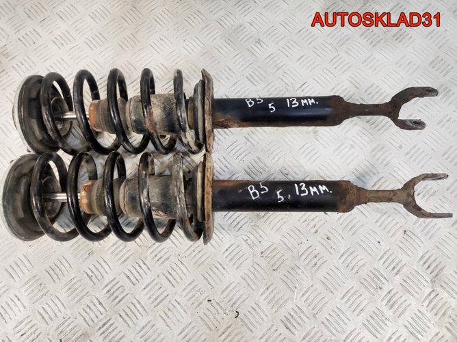 Амортизатор передний комплект Audi A6 C5 3B0413031