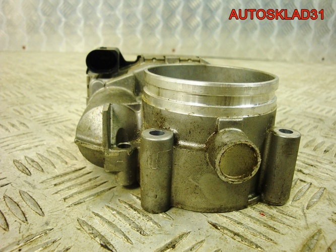 Дроссельная заслонка Audi A6 C6 2.4 BDW 078133062С