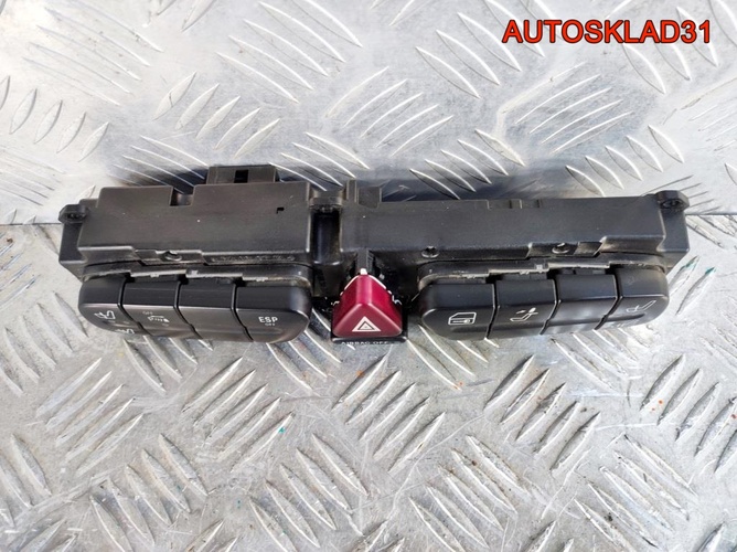 Блок кнопок Mercedes Benz W203 A2038208210