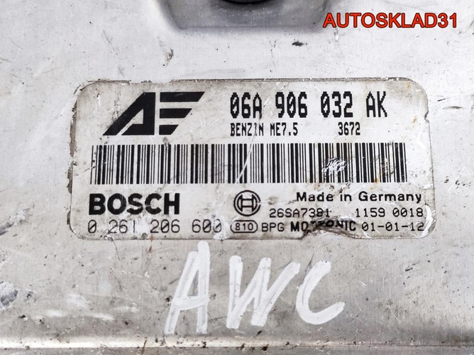 Блок эбу VW Sharan 06A906032AK 1,8 AWC Бензин