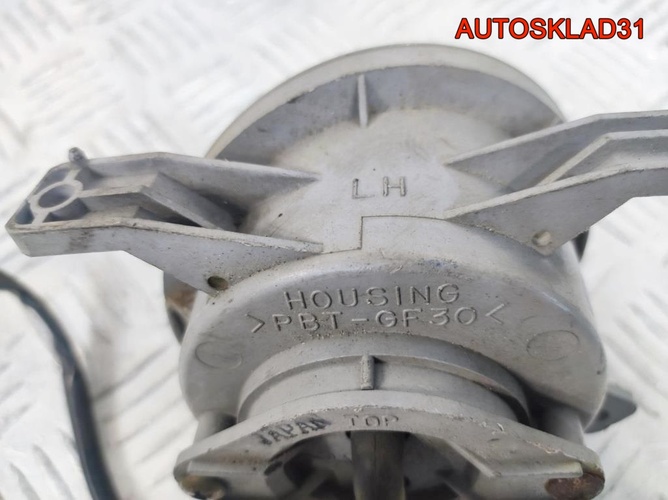 Фара противотуманная левая Mitsubishi Colt CJ