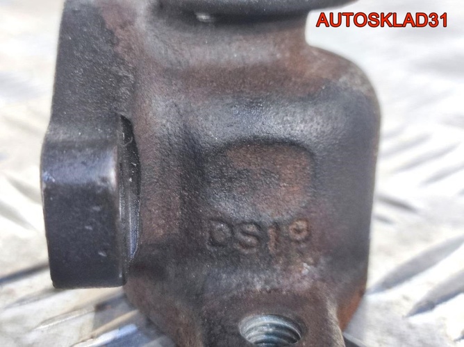 Клапан EGR VW Passat B5 028131501E 1.9 AFN Дизель