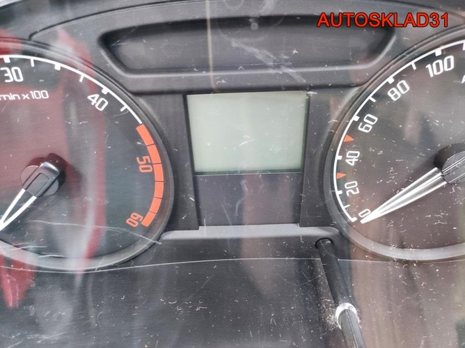 Панель приборов Skoda Fabia 2 1,4 TDI 5J0920801C