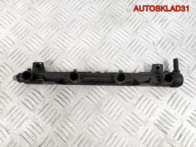 Рейка топливная Volkswagen Polo 1,4 BUD 036133320