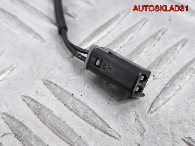 Кнопка открывания багажника Opel Astra H 13242809