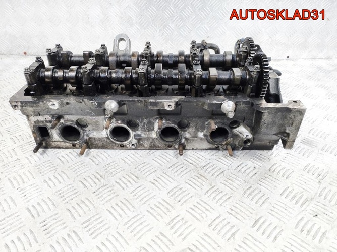 Головка блока Mercedes Benz W203 2.2D A6110105220