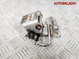 Петля двери передняя правая нижняя Audi A6 C5 (Изображение 3)
