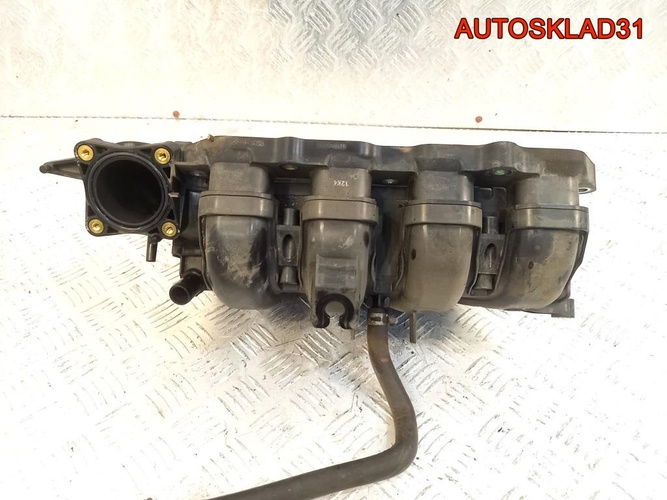 Коллектор впускной Toyota Yaris 1.3 1NR 1712047010