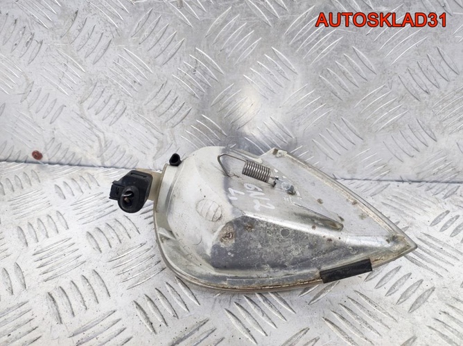 Указатель поворота левый белый VW Polo 6N0953041N