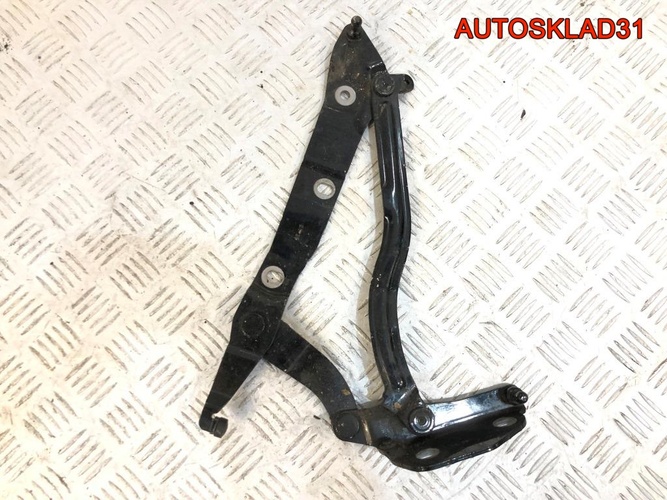 Петля крышки багажника левая Audi A8 D3 4E0827299C