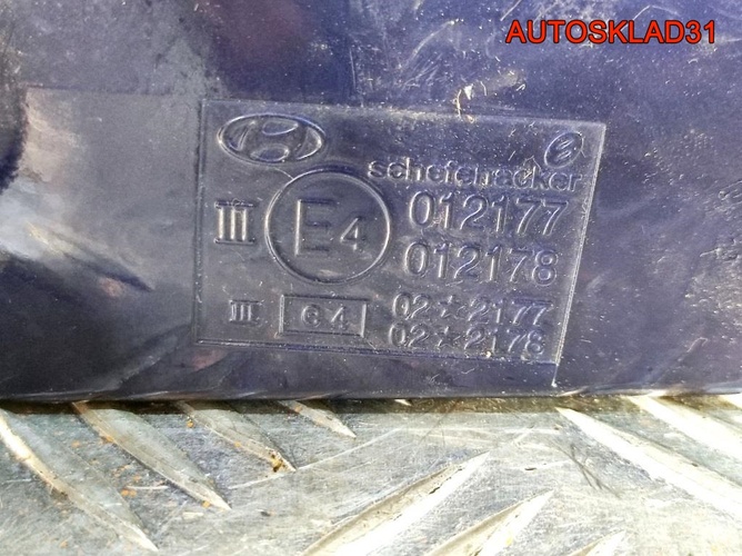 Зеркало левое Hyundai Coupe GK 876102C560