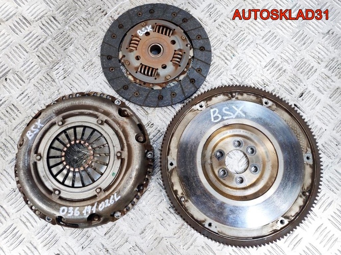 Комплект сцепления VW Touran 2,0 BSX 030105271M