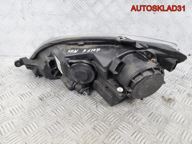 Фара правая Volkswagen Golf Plus 5M1941006G