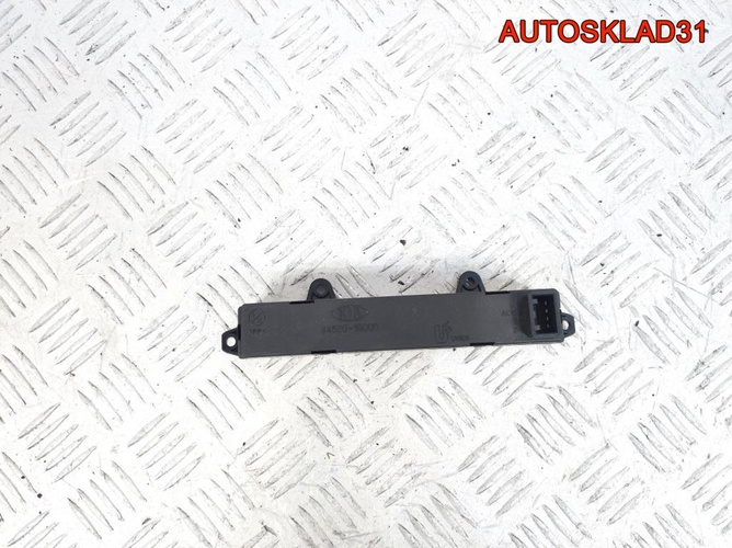 Часы Kia Rio 945201G000