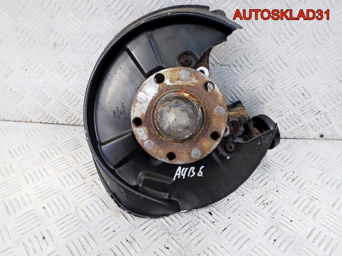 Кулак поворотный задний левый Audi A4 B6 2 WD
