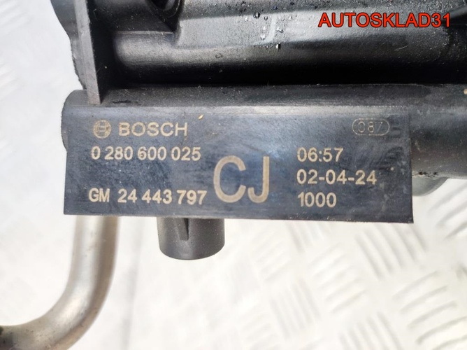 Коллектор впускной Opel Corsa C Z10XE 9129713