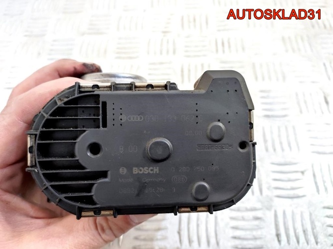 Заслонка дроссельная VW Polo 1.4 AUD 030133062C