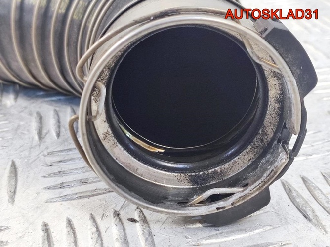 Патрубок интеркулера BMW F30 S21629 B47D20 Дизель