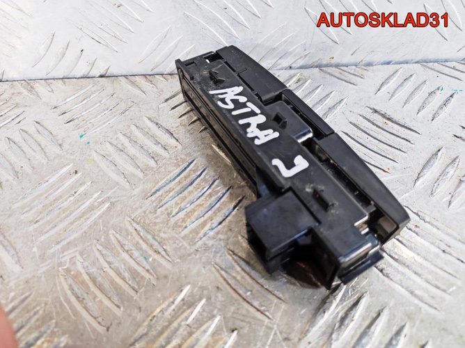 Блок кнопок Opel Astra J 13285122
