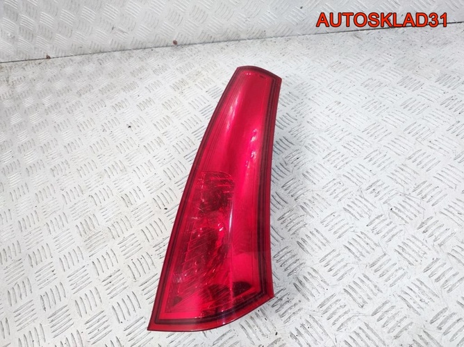 Фонарь задний правый Kia Ceed 924041H300