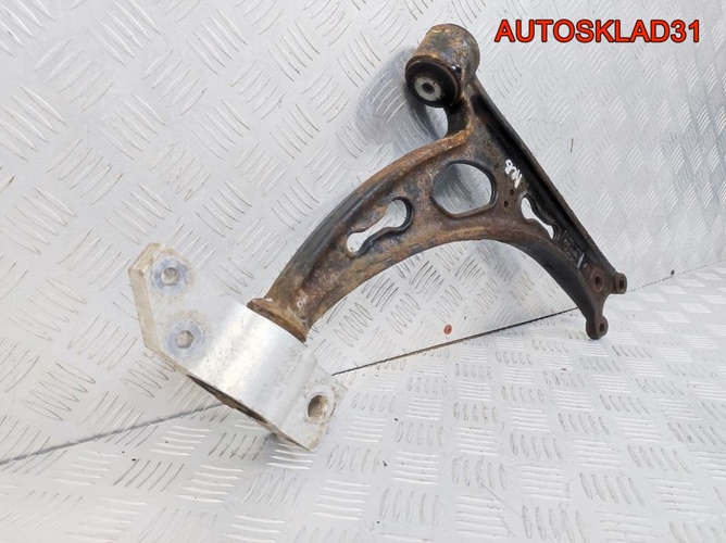 Рычаг передний левый VW Touran 2,0 BSX 1K0407153G