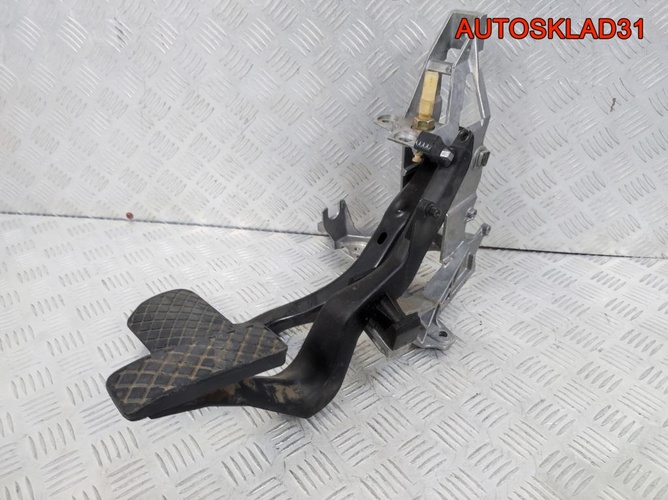 Блок педалей АКПП Audi A4 B5 8D1723140