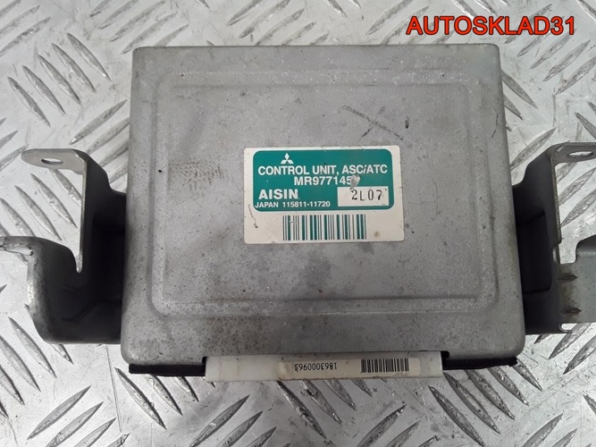 Блок Эбу Mitsubishi Pajero 3 3,2 дизель MR977145