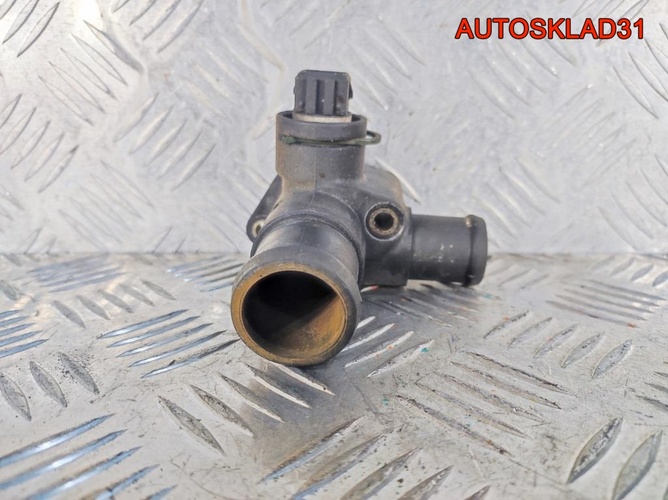 Фланец системы охлаждения Audi A4 B5 028121133