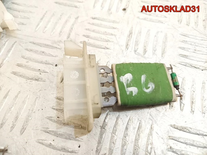 Резистор отопителя VW Passat B6 1K0959263A