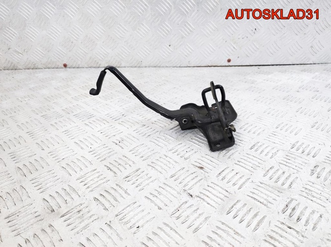 Замок капота Audi A4 B6 8E0823480A