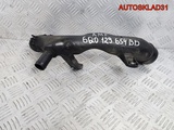 Патрубок интеркулера VW Polo 1,4 AMF 6Q0129654BD (Изображение 1)
